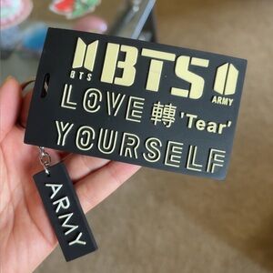 BTS love yourself tear photocard keychain